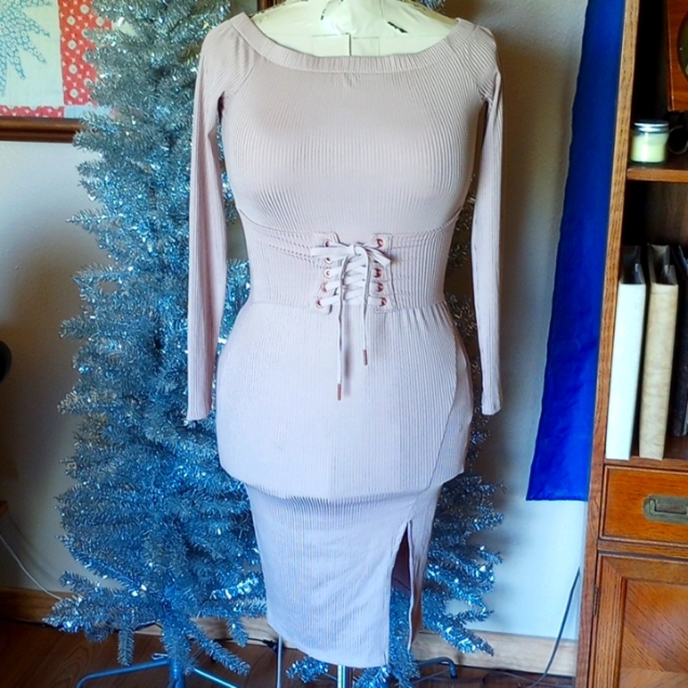 Private Invite Sexy Bodycon; Corset dress; Med; NWOT, Mauve/pink/tan